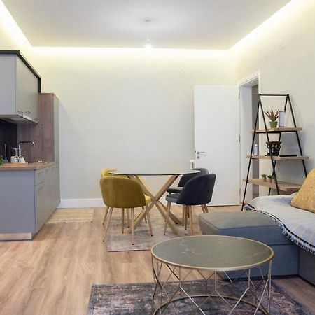 Cityscape Luxury Apartments Ioannina Bagian luar foto