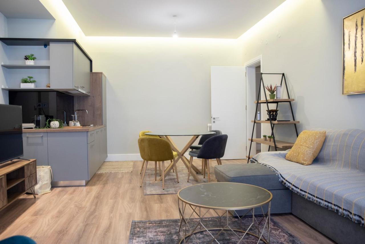 Cityscape Luxury Apartments Ioannina Bagian luar foto